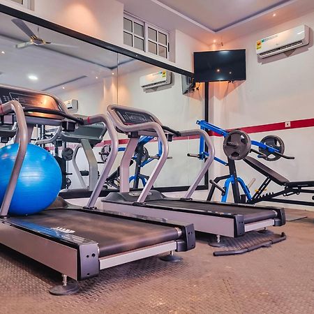 RHOGEM Hotel Sekondi-Takoradi Buitenkant foto