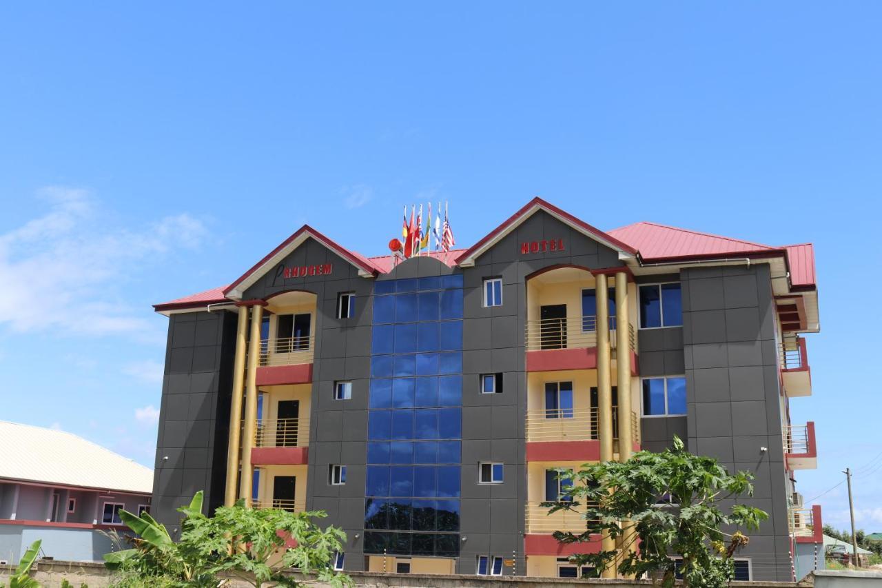 RHOGEM Hotel Sekondi-Takoradi Buitenkant foto